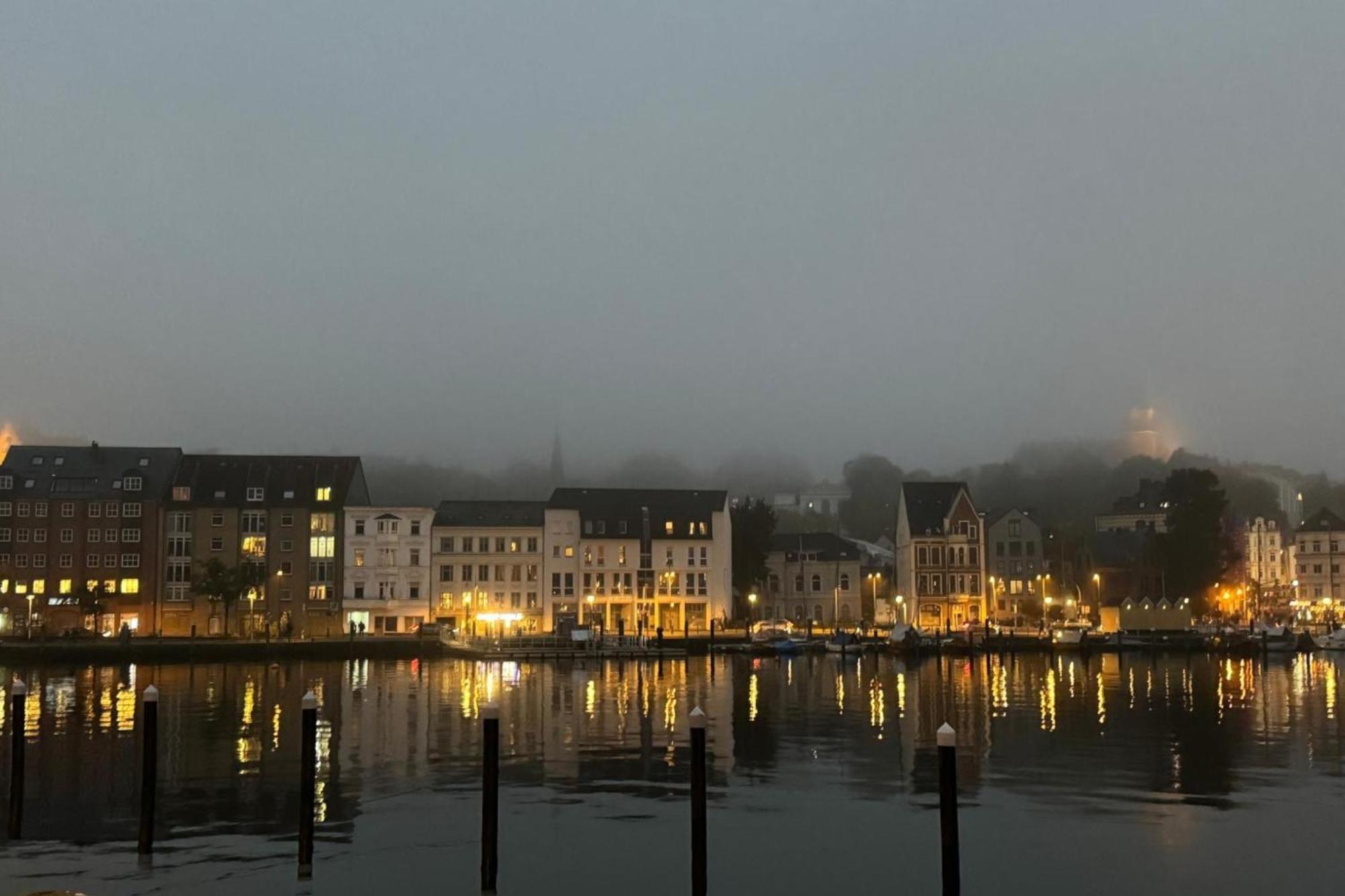 Lieblingsplatz -Wunderschoen, Mit Blick Auf Die Foerde Harrislee Exterior foto